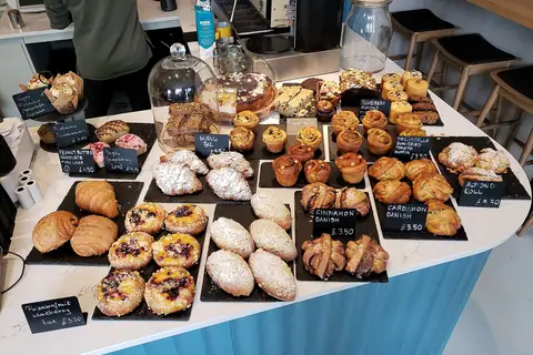 Haus Of Cakes photo 3